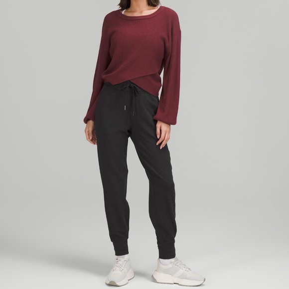 Ready to fleece high rise jogger *IN BLACKEST BLACK* - Picture 2 of 5